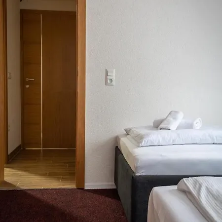 Pansion A&m Apartment *