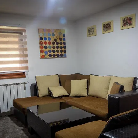Pansion A&m Apartment *