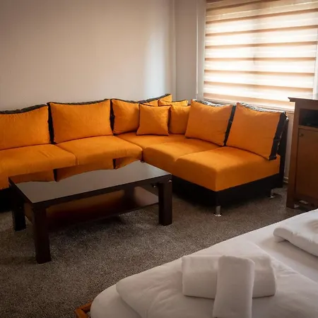 Pansion A&m Apartment Vlasic
