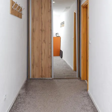 Pansion A&m דירה