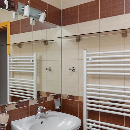 Pansion A&m * ולאסיץ