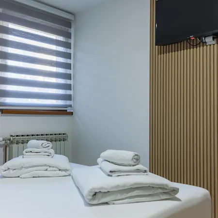 Pansion A&m דירה *